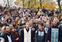 Peregrinación anual al Santuario Mariano de Zarvanytsia (Ucrania)