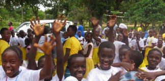 «Llegaron y pasaron… como un tornado» – Encuentro de los Niños de Jesús – Ushetu 2014 –