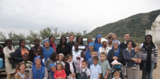 SALDANDO DEUDAS: EL APOSTOLADO CON FAMILIAS AFRICANAS