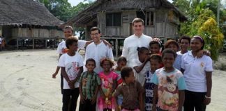 Dos nuevos misioneros para Papúa Nueva Guinea