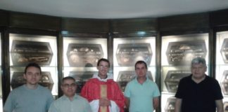 ¡Y qué nobles y heroicos se están portando tus hijos, Congregación querida!