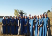 … para vivir con radicalidad las exigencias de la Encarnación y de la Cruz