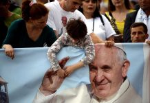 La Visita del Papa Francisco en Albania