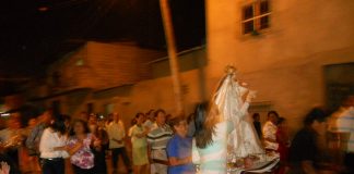 El mes de María en Ecuador