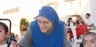 El Respiro de la Misericordia Hna. Maria del Fiat con Wassim en el Hogar Niño Dios