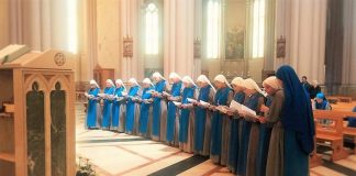 «TOTUS TUUS» VOTO DE ESCLAVITUD MARIANA DE LAS NOVICIAS EN ITALIA