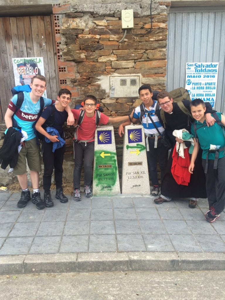 WhatsApp-Image-20160609(1)