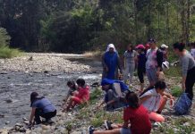 CAMPAMENTO DE JÓVENES EN ECUADOR