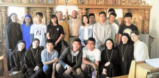 JMJ – GRUPO DE HONG KONG VISITANDO LA MISIÓN EN UCRANIA