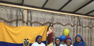 FIESTA DEL DÍA DE ECUADOR EN EL HOGARCITO SAN JOSÉ BENITO COTTOLENGO