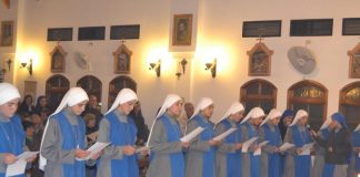 EMITIERON SUS VOTOS 16 SERVIDORAS DEL SEÑOR Y DE LA VIRGEN DE MATARÁ – AICA