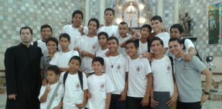 GRUPO DE MONAGUILLOS SANTO DOMINGO SAVIO – ECUADOR
