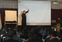 “…DE SU MODO DE PENSAR Y DE SU MANERA DE OBRAR…”