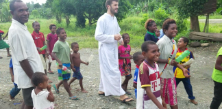 En La Selva Papuana “La Misión” – N. 3