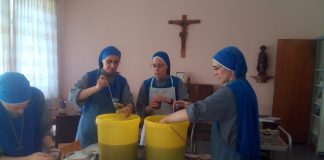 Labrar para el suelo y para el cielo – Trabajo Monástico