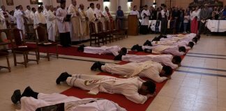 El sacerdocio es el amor del Corazón de Jesús