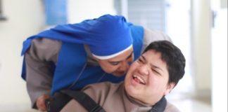 “Mira que Yo soy” – Hogar Divina Misericordia