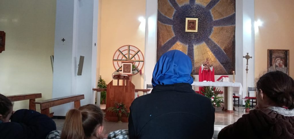 Albania - Misa en el Santuario Nacional del Buen Consejo