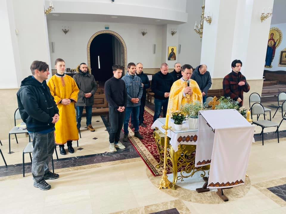 Ucrania - Ejercicios Espirituales para varones