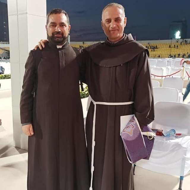 Irak - El Padre Pablo De Santo en Erbil donde concelebró en la Misa del Papa Francisco, con el P. Nirwan, quien se salvó hace algunos años de un atentado