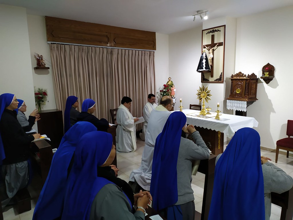 Tierra Santa - Maitines en la casa Provincial de las Servidoras