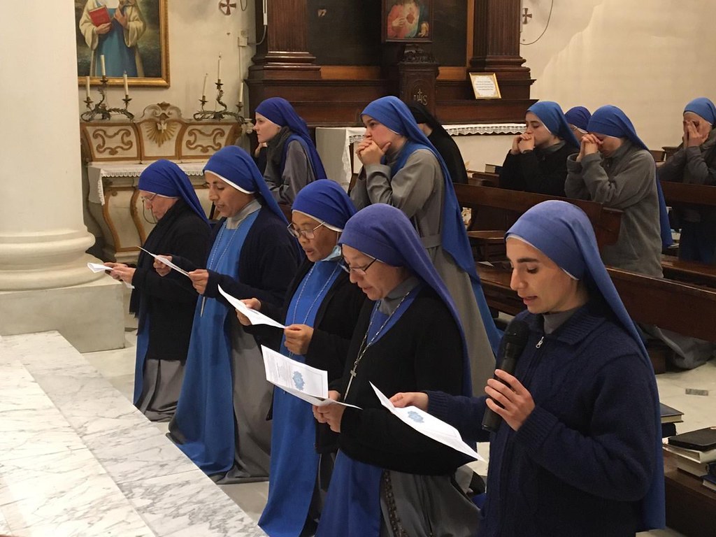 Italia - Ingreso al Monasterio