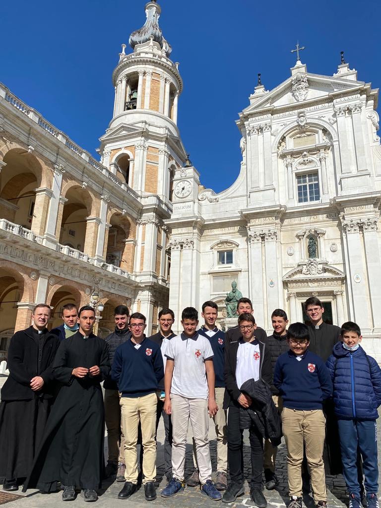 Italia - Peregrinación a Loreto del Seminario Menor