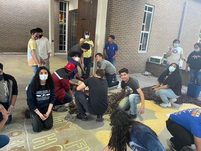 Estados Unidos - Haciendo alfombras con las Voces del Verbo en Dallas