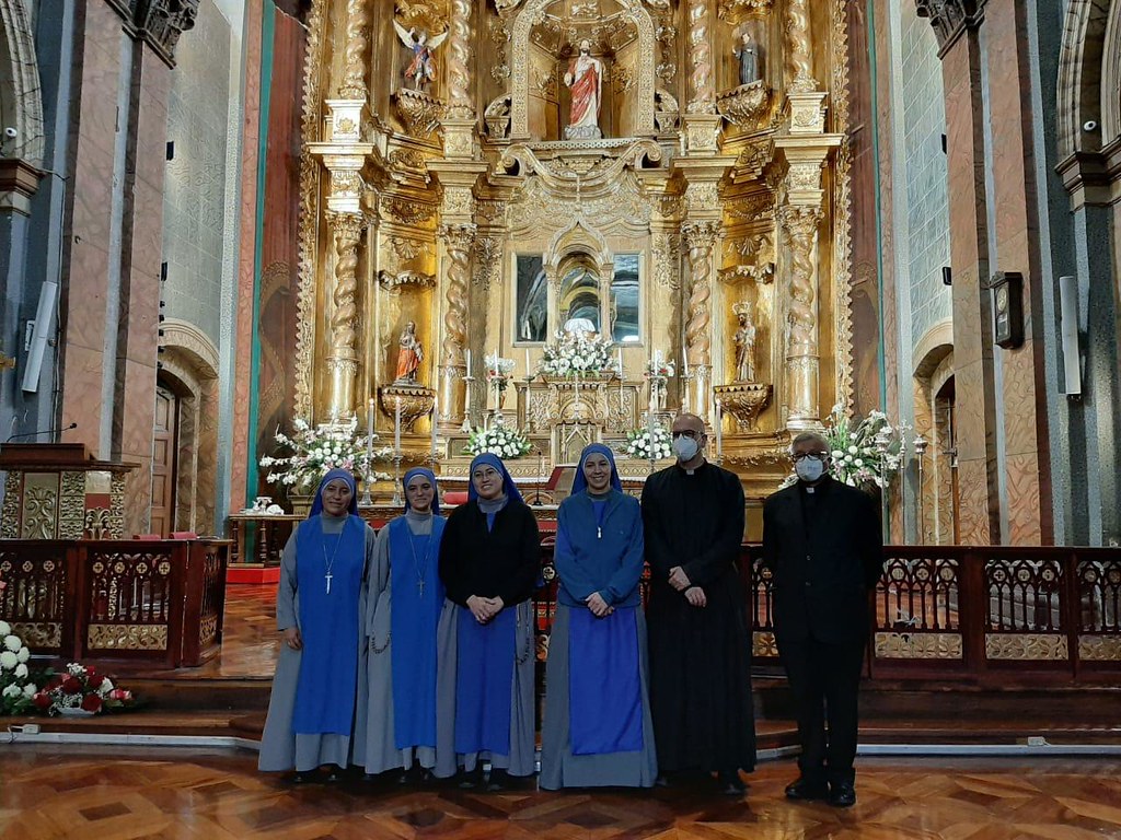 Ecuador - Nueva fundación de las Servidoras en Quito