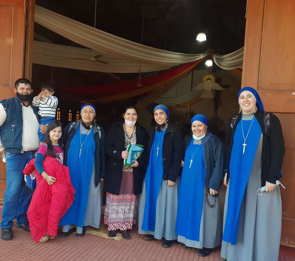 Paraguay - Día de catecismo con los profesores