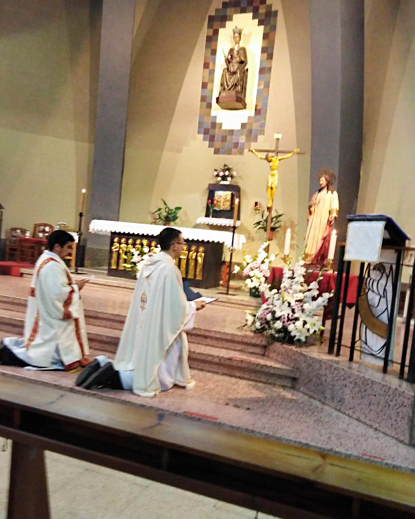 España - Consagración de la Parroquia en Manresa al Sagrado Corazón