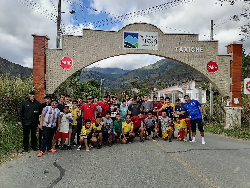 Ecuador - Maratón en el 20° aniversario del Noviciado y el Seminario Menor