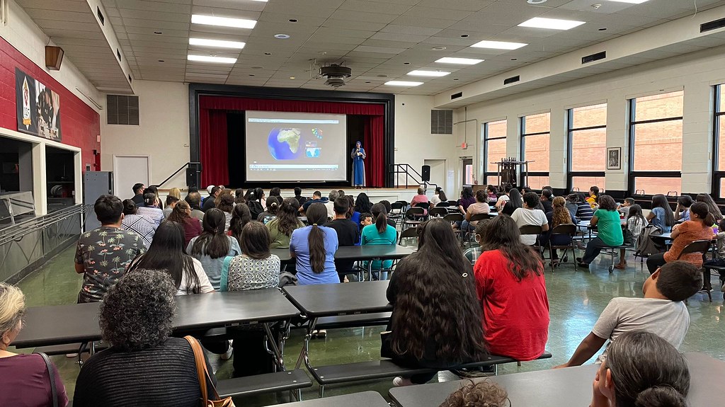 Estados Unidos - Visita de la M. Confidente a la Parroquia San Bernardo
