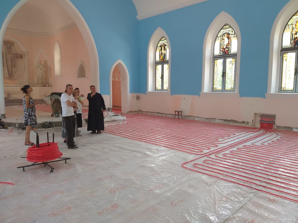 Uzbekistan - Trabajos de restauración de la centenaria Iglesia Parroquial