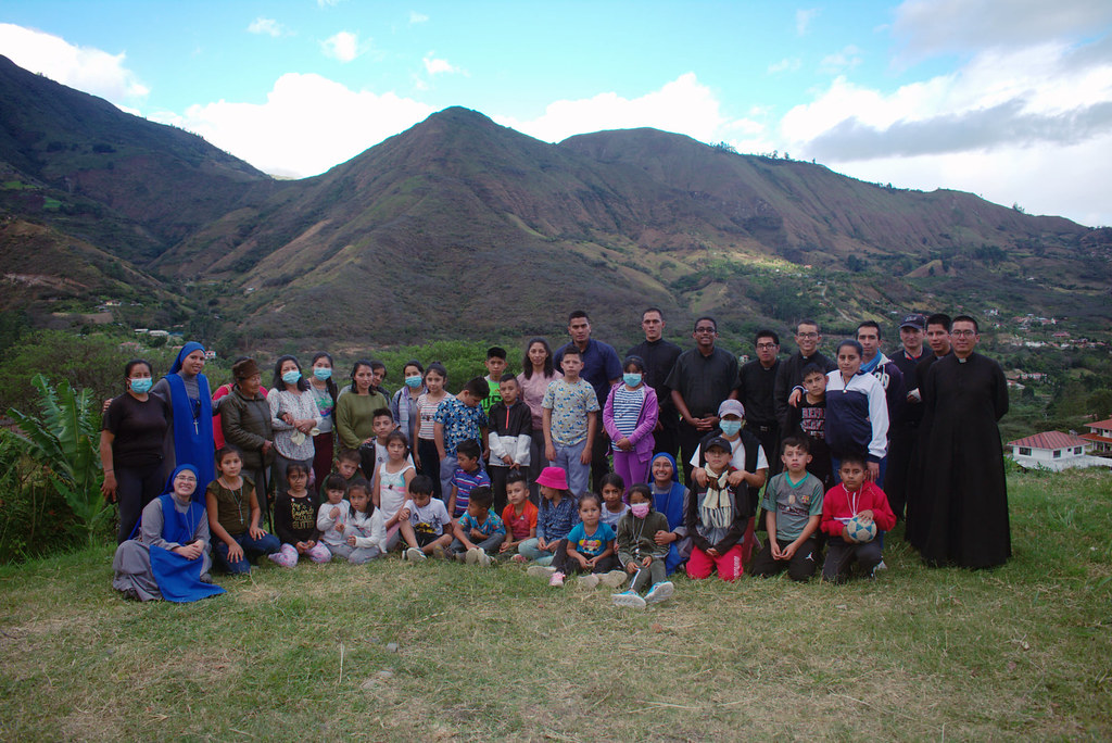 Ecuador - Retiro de preparación para la Primera Comunión