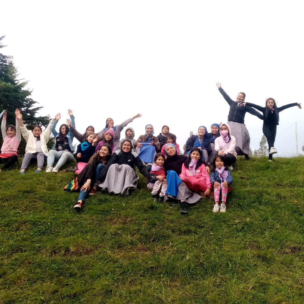 Ecuador - Campamento de niñas