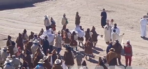 Bolivia - Procesión de Santa Ana en Chipaya