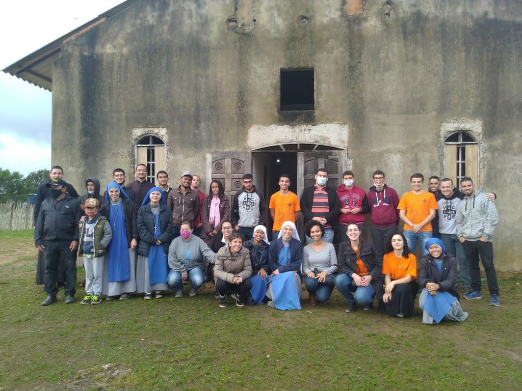 Brasil - Voces del Verbo en la Comunidad San Juan Pablo II