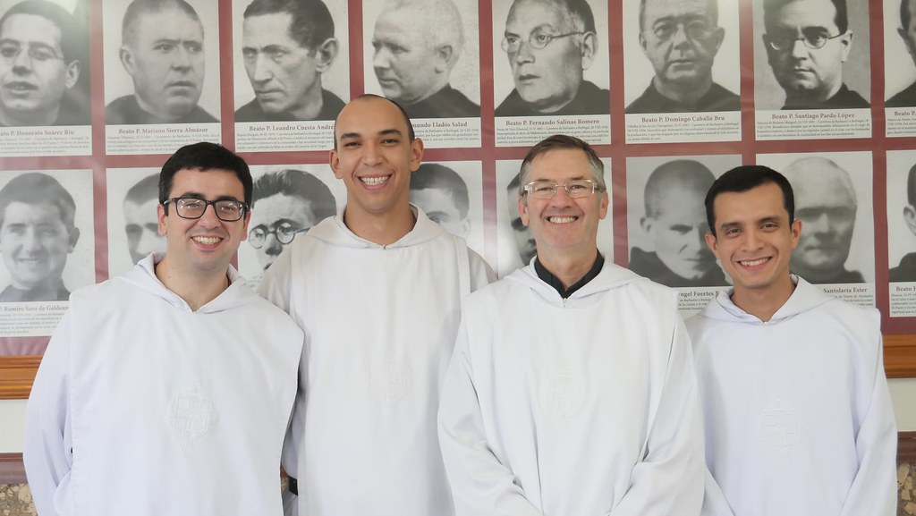 El Pueyo, España - Examen público de Universa Philosophia