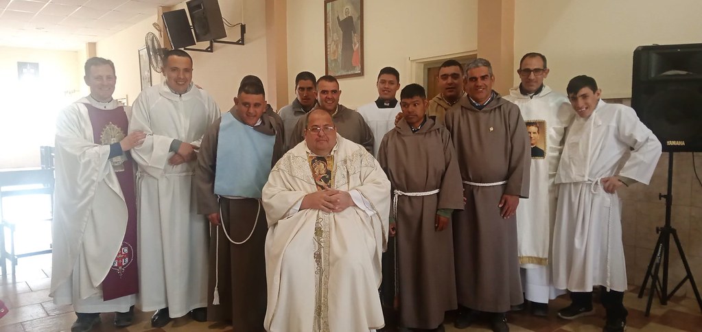 Argentina - Renovación de votos de los Consagrados del Sagrado Corazón del Hogar San Martin de Tours