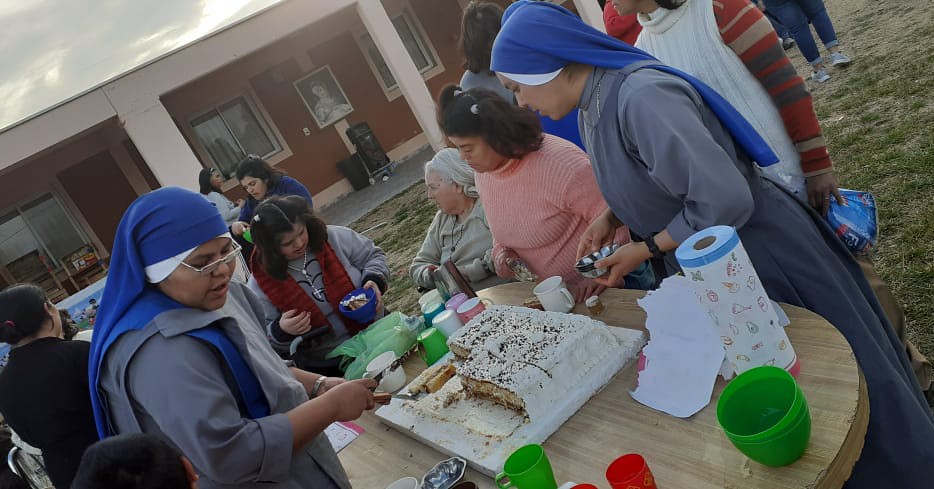 Argentina - Día del niño en el Hogar Divina Providencia