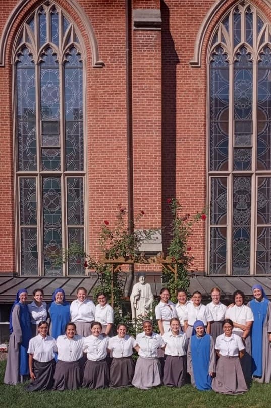 Estados Unidos - Peregrinación a pie de las siete iglesias del Noviciado