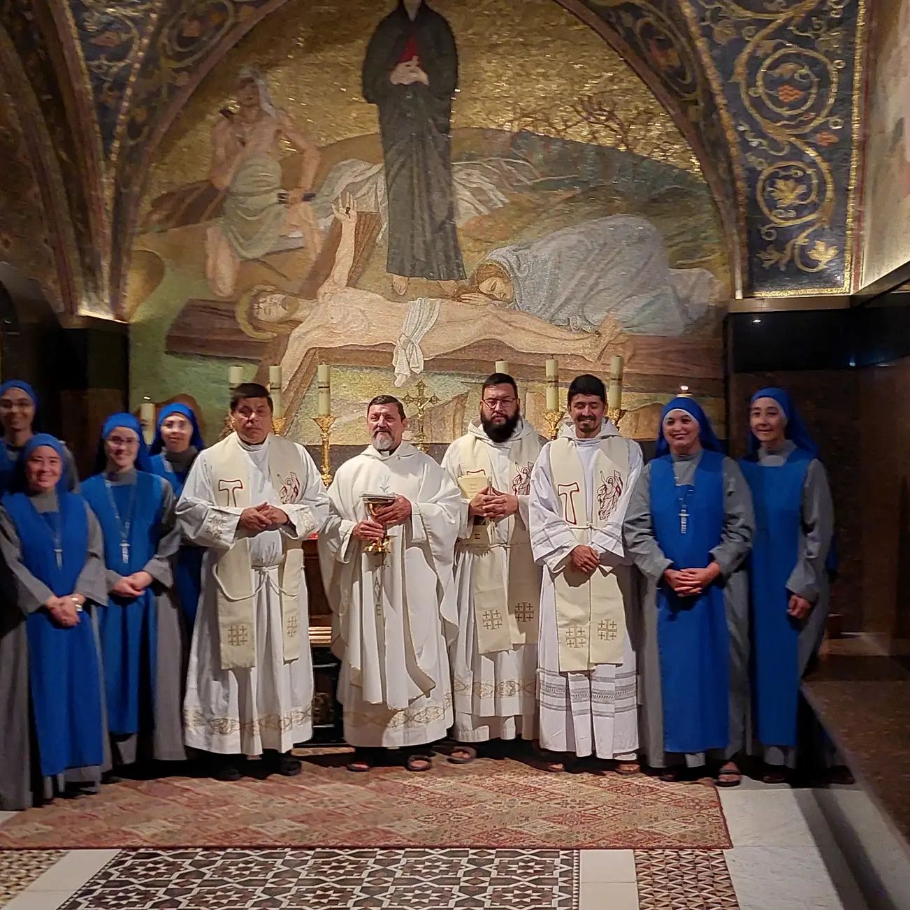 Tierra Santa - Santa Misa en el Calvario