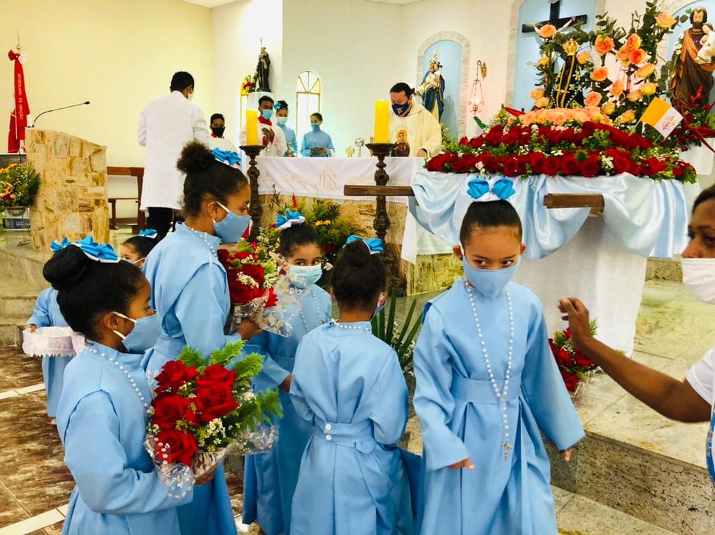 Brasil - Nuevas hijas de María en la Fiesta de la Virgen de Aparecida