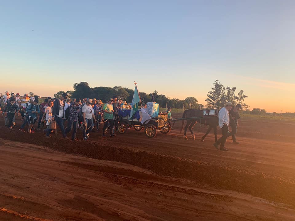 Brasil - Caminata de 22km con la Virgen Aparecida