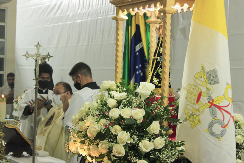 Brasil - Fiesta de la Virgen Aparecida en la Parroquia San José de Anchieta