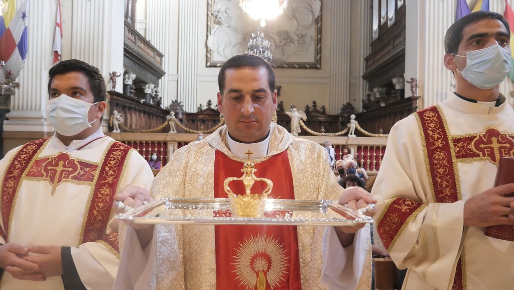 España - Corona para la Virgen del Pilar