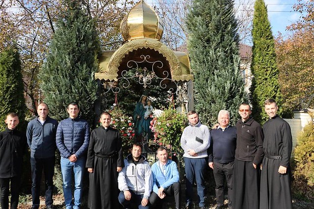 Ucrania - Ejercicios Espirituales para varones