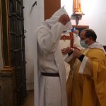 España – Toma de hábito monástico en El Pueyo