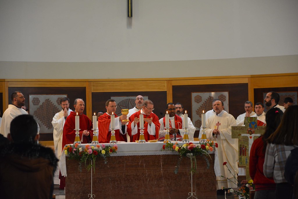 Albania - Misa con el Nuncio Apostólico en la Catedral